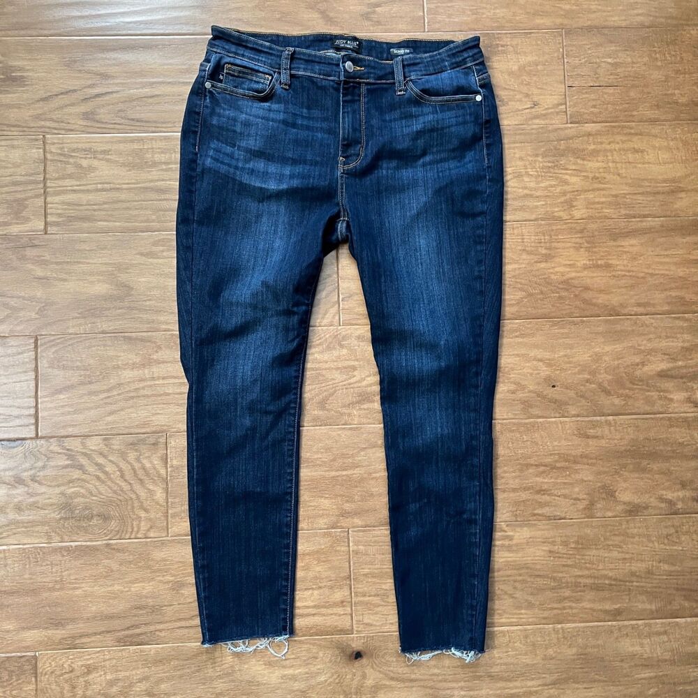 Judy Blue Jeans Women's Size 15/32 Skinny Fit Raw Hem Dark Wash